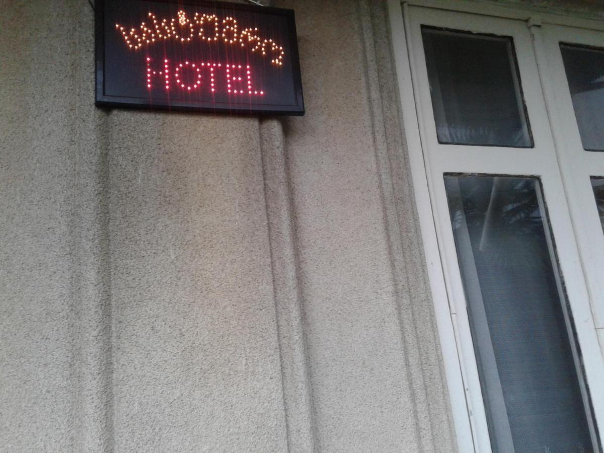 Levani'S Guesthouse Sugdidi Exterior foto